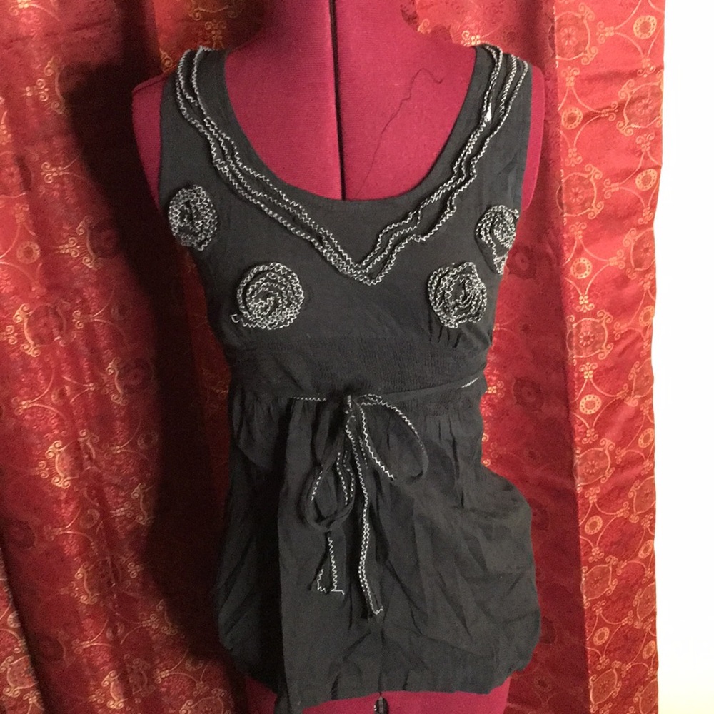 Black floral fabric tank top